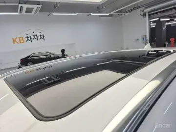 2023 Genesis GV80 с пробегом 28 567 км