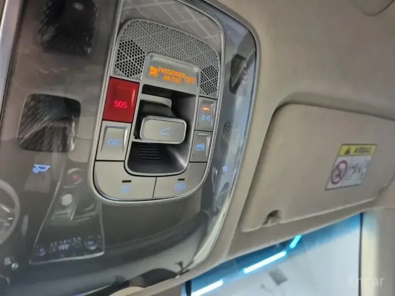 2023 Genesis GV80 с пробегом 28 567 км