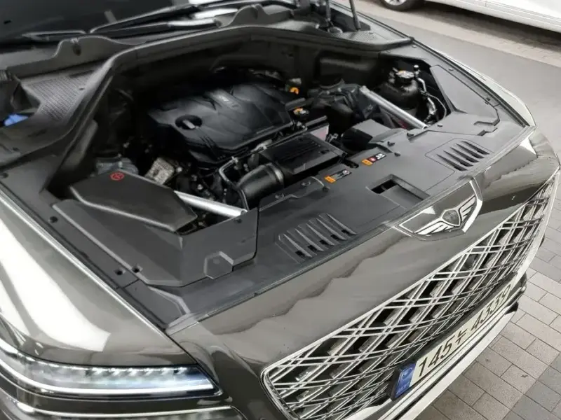 2023 Genesis GV80 с пробегом 33 461 км