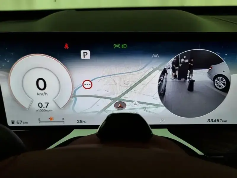 2023 Genesis GV80 с пробегом 33 461 км