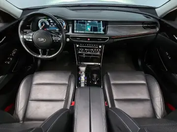 2019 Kia K7 с пробегом 68 093 км
