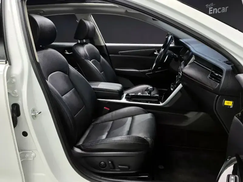 2019 Kia K7 с пробегом 68 093 км