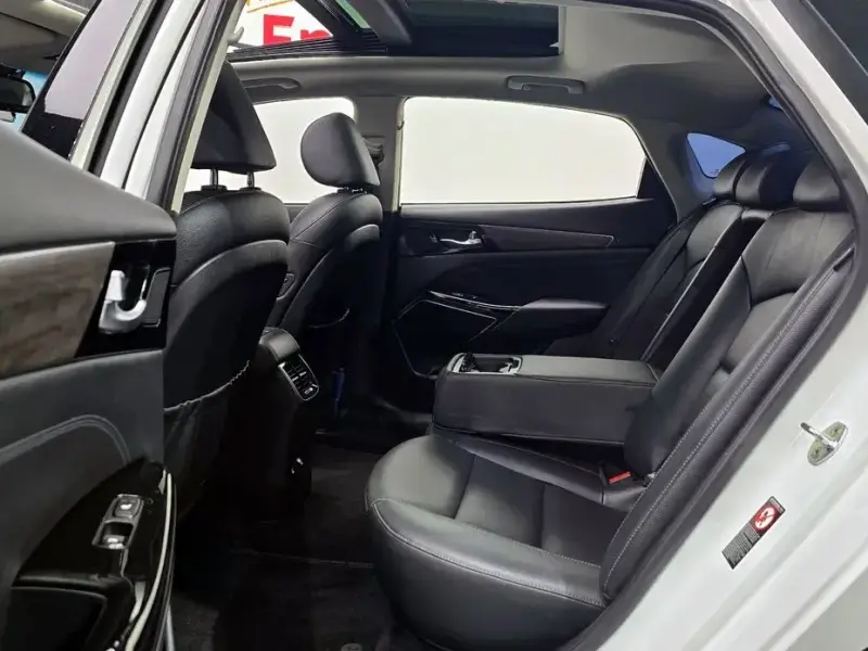 2019 Kia K7 с пробегом 68 093 км