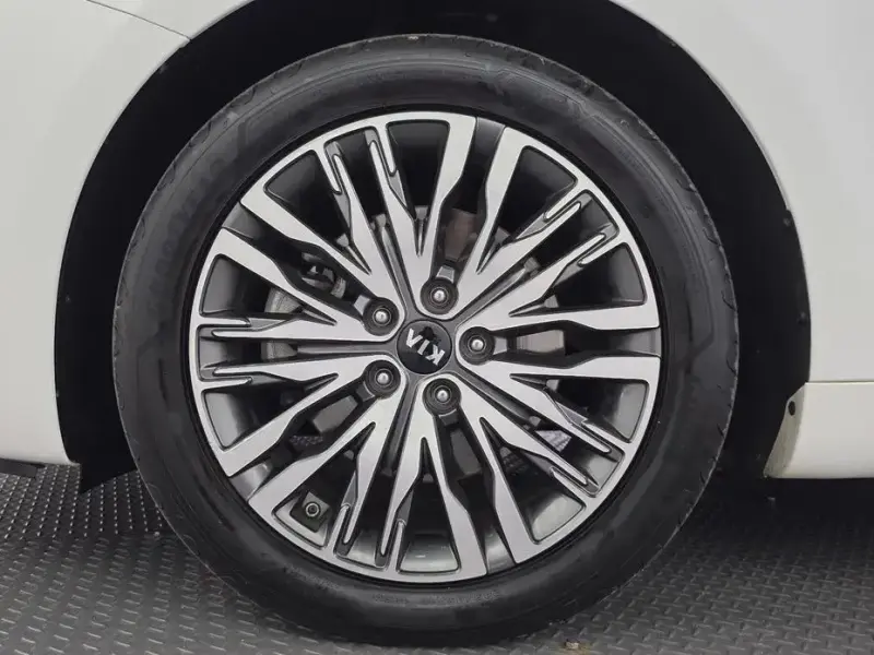 2020 Kia K7 с пробегом 77 582 км