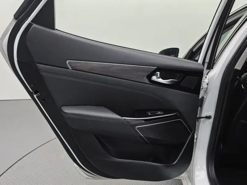2020 Kia K7 с пробегом 77 582 км