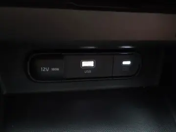 2025 Kia Seltos с пробегом 3 712 км