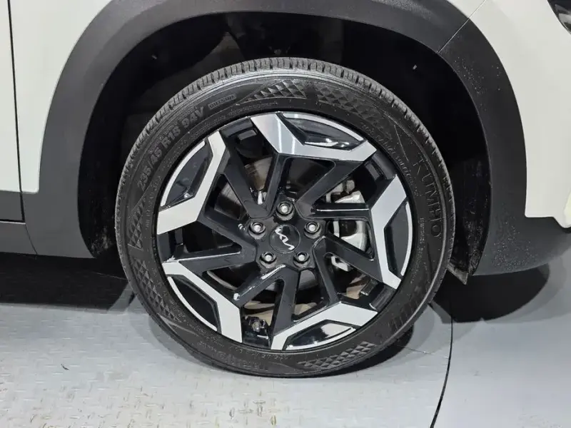 2025 Kia Seltos с пробегом 3 712 км