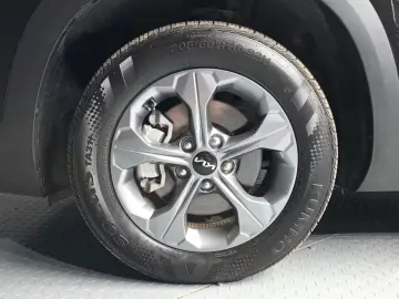 2025 Kia Seltos с пробегом 10 956 км