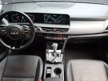 2025 Kia Seltos с пробегом 10 956 км