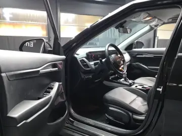 2025 Kia Seltos с пробегом 10 956 км