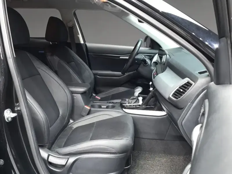 2025 Kia Seltos с пробегом 10 956 км
