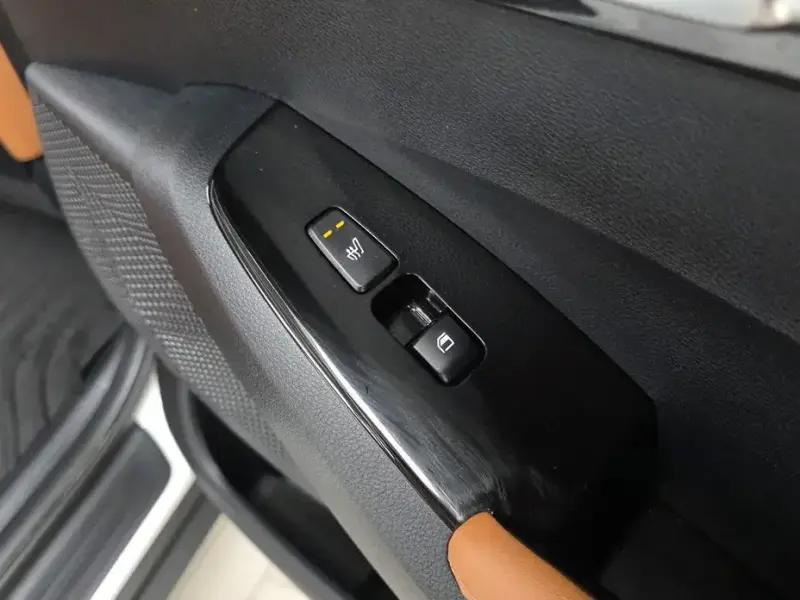 2024 Kia Seltos с пробегом 17 879 км
