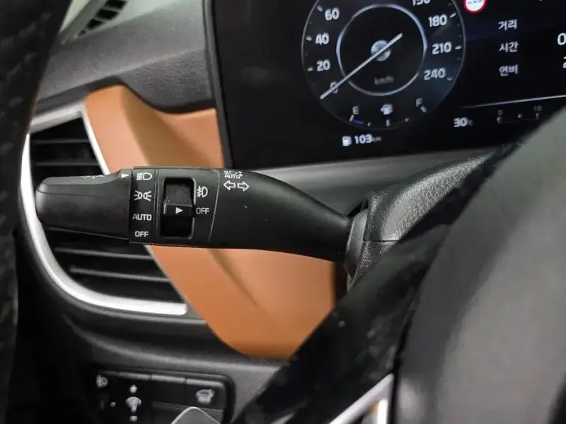 2024 Kia Seltos с пробегом 17 879 км