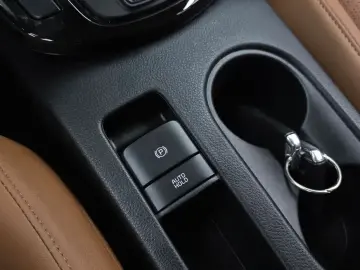 2024 Kia Seltos с пробегом 17 879 км