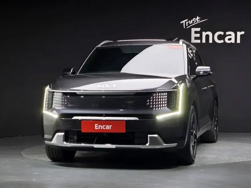 2023 Kia EV9 с пробегом 9 188 км