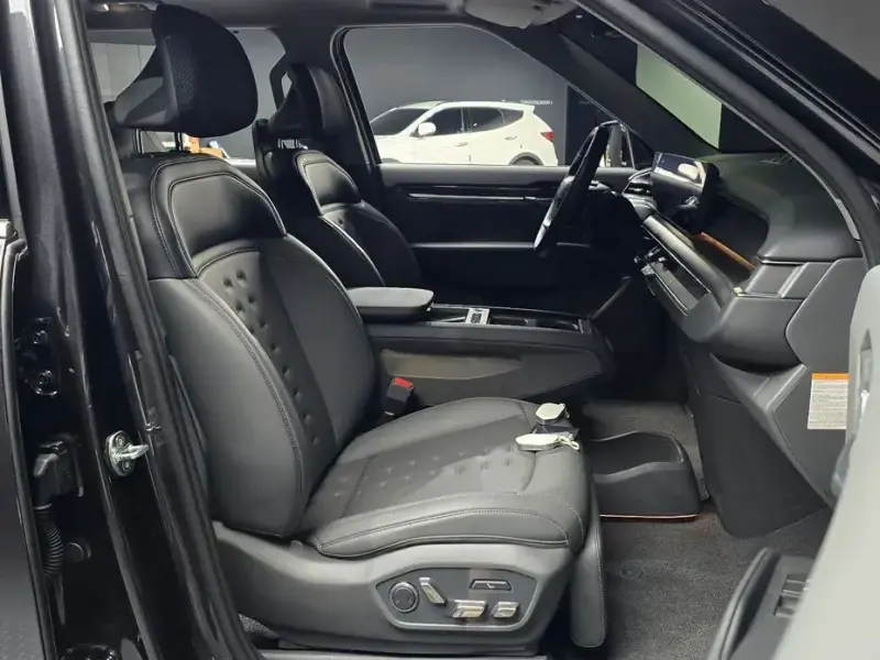 2023 Kia EV9 с пробегом 9 188 км