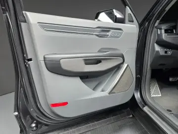 2023 Kia EV9 с пробегом 9 188 км
