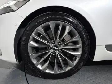 2023 Kia K9 с пробегом 65 049 км