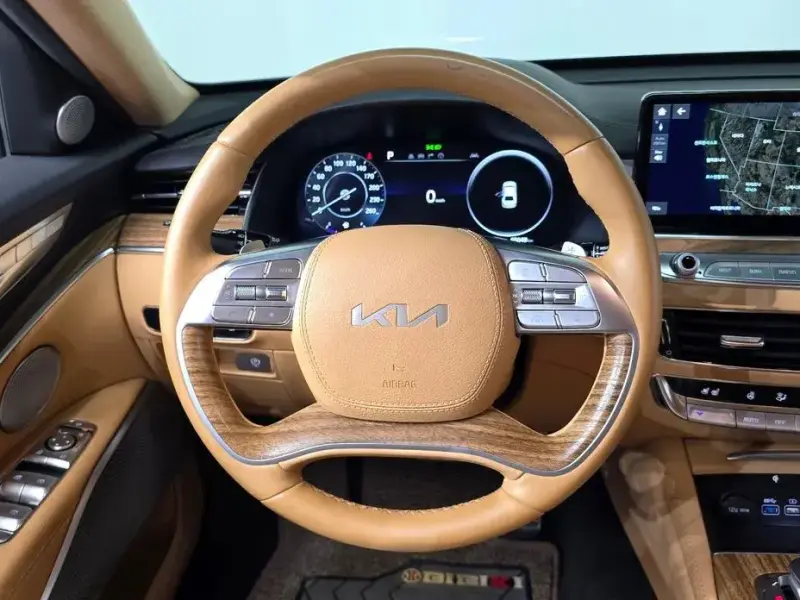 2023 Kia K9 с пробегом 65 049 км