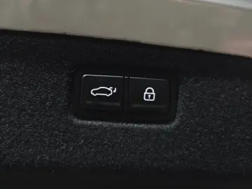 2023 Kia K9 с пробегом 65 049 км