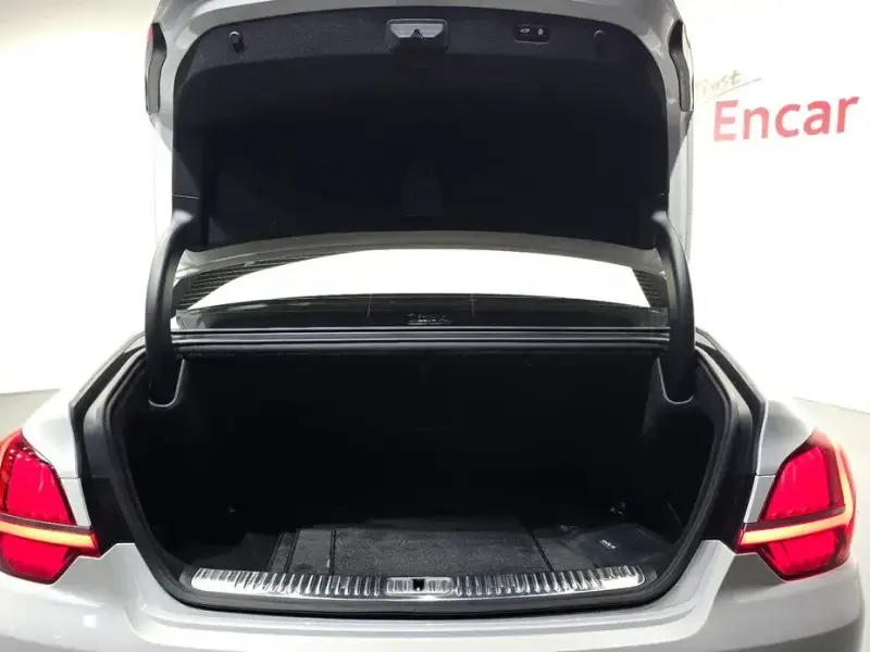 2023 Kia K9 с пробегом 65 049 км