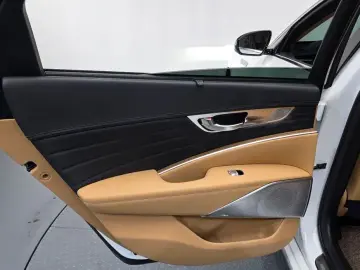 2023 Kia K9 с пробегом 65 049 км