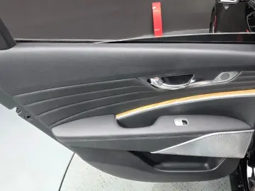 2022 Kia K9 с пробегом 93 605 км