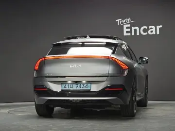 2023 Kia EV6 с пробегом 61 160 км