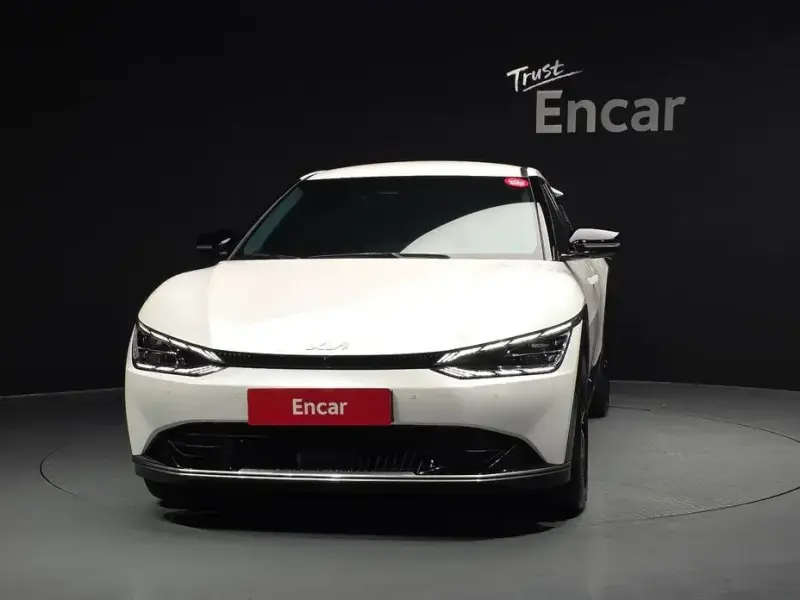 2023 Kia EV6 с пробегом 36 959 км
