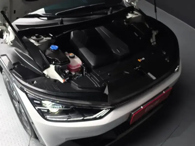 2023 Kia EV6 с пробегом 36 959 км