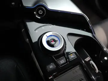 2023 Kia EV6 с пробегом 36 959 км