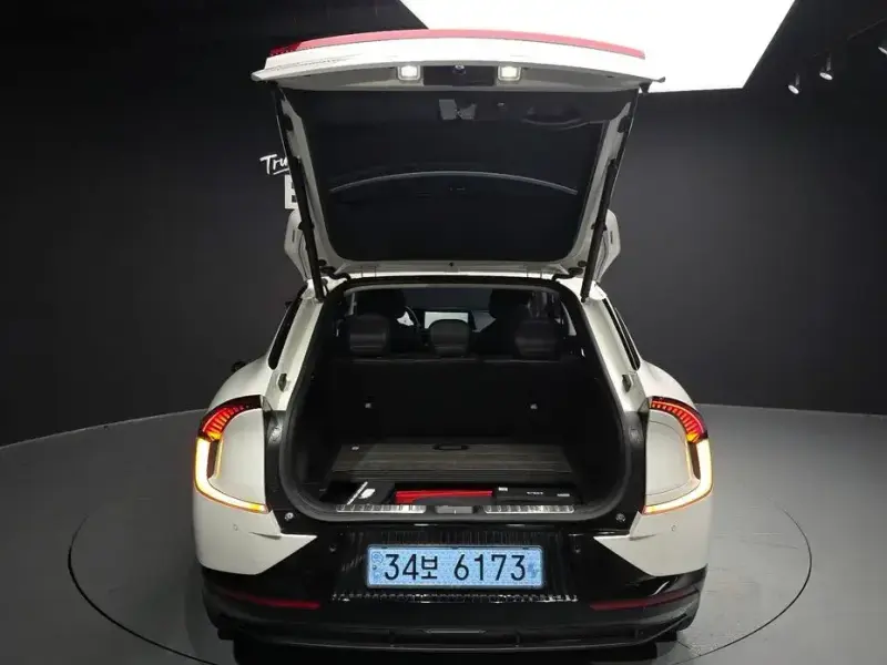 2023 Kia EV6 с пробегом 36 959 км