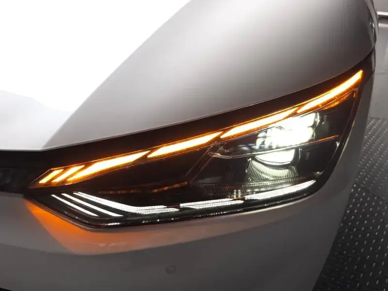 2023 Kia EV6 с пробегом 36 959 км