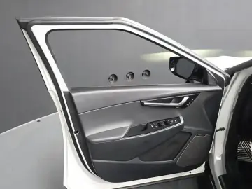 2023 Kia EV6 с пробегом 36 959 км