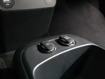 2023 Kia EV6 с пробегом 36 959 км