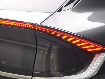 2023 Kia EV6 с пробегом 59 252 км