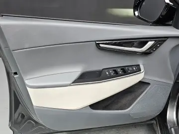 2023 Kia EV6 с пробегом 59 252 км