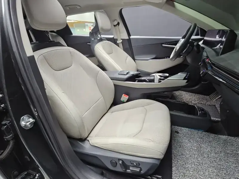2023 Kia EV6 с пробегом 59 252 км
