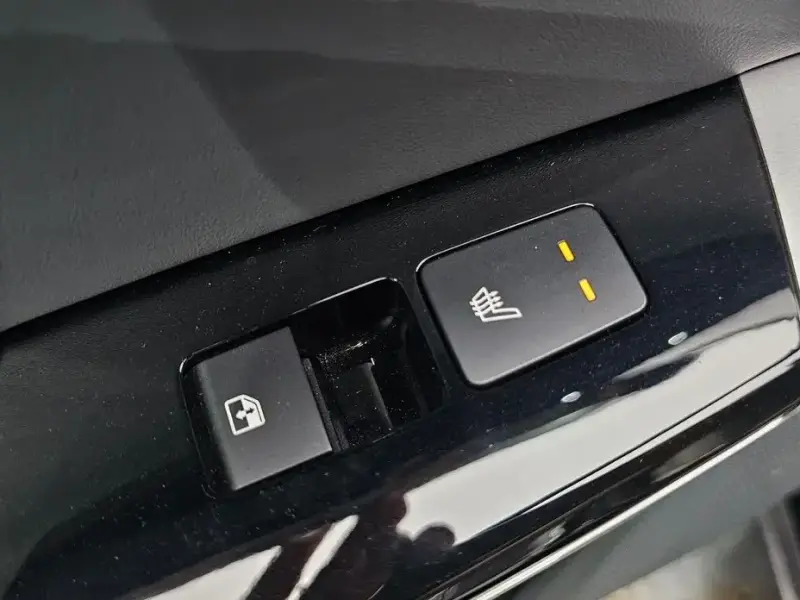 2023 Kia EV6 с пробегом 59 252 км