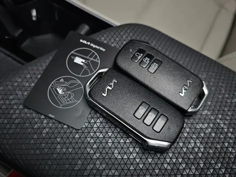 2023 Kia EV6 с пробегом 59 252 км