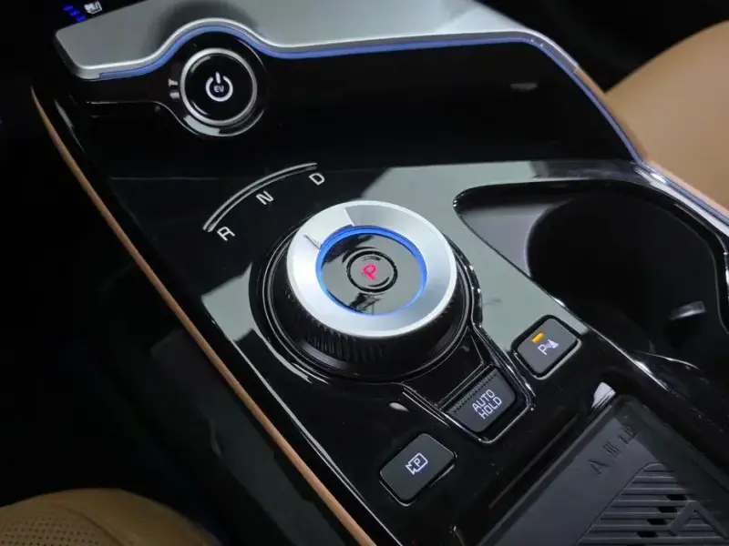 2024 Kia EV6 с пробегом 52 141 км