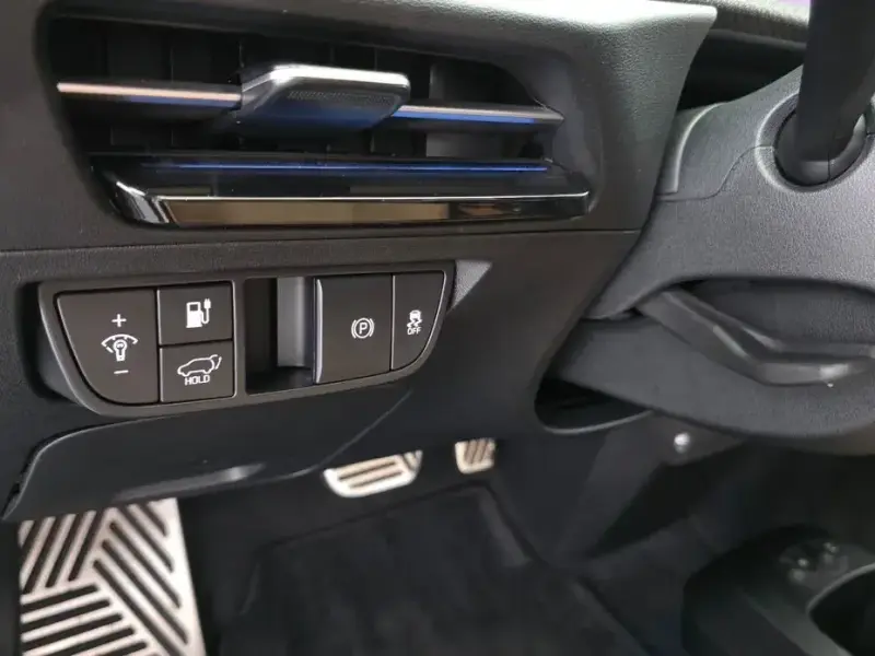 2024 Kia EV6 с пробегом 52 141 км