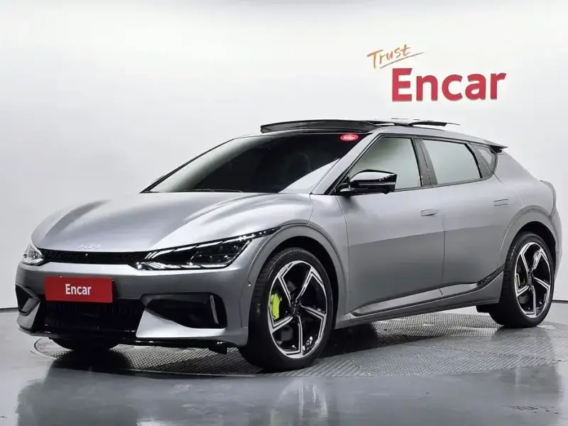 2023 Kia EV6 с пробегом 16 302 км