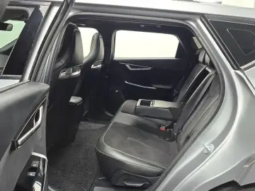 2023 Kia EV6 с пробегом 16 302 км