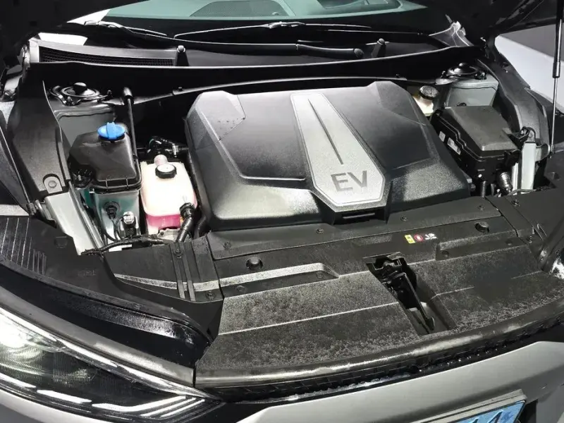 2023 Kia EV6 с пробегом 69 924 км
