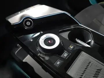 2023 Kia EV6 с пробегом 69 924 км