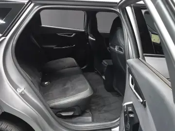 2023 Kia EV6 с пробегом 69 924 км