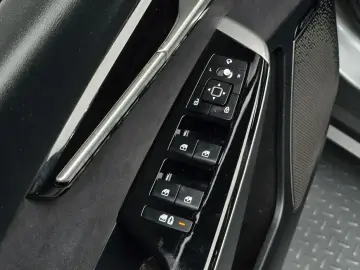 2023 Kia EV6 с пробегом 16 302 км
