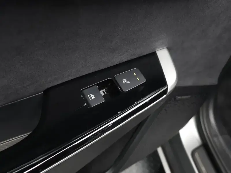 2023 Kia EV6 с пробегом 69 924 км