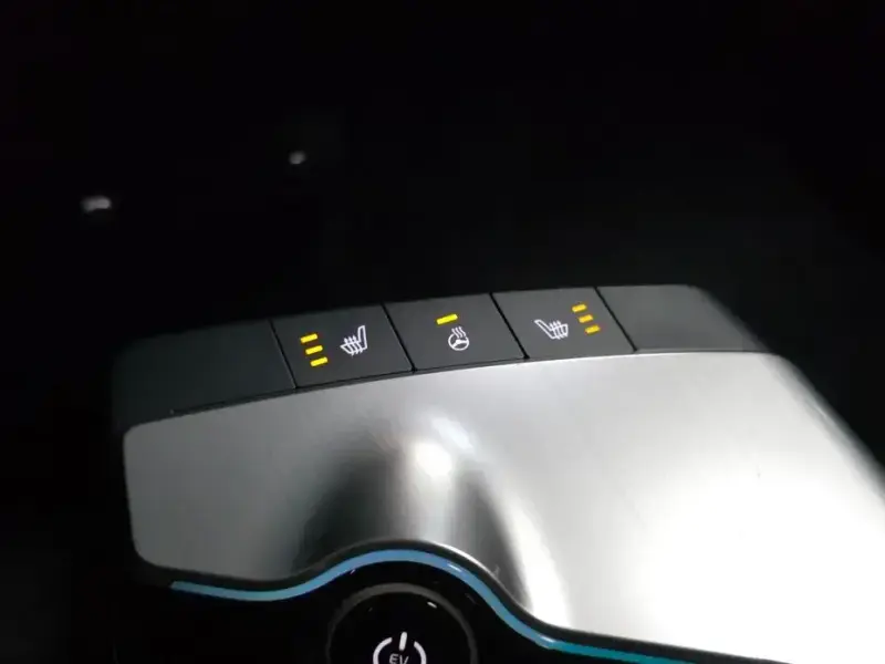 2023 Kia EV6 с пробегом 69 924 км